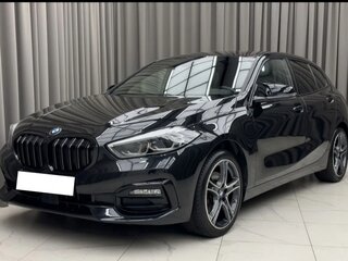 2022 BMW 1 серии 118i III (F40), чёрный, 2880000 рублей, вид 1