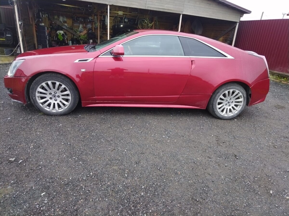 Cadillac CTS II 2011