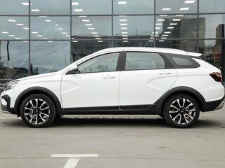 2026 Lada (ВАЗ) Vesta SW Cross I Рестайлинг (NG), белый, 2022000 рублей, вид 3
