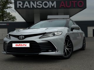 2021 Toyota Camry VIII (XV70) Рестайлинг, белый, 2460000 рублей, вид 1