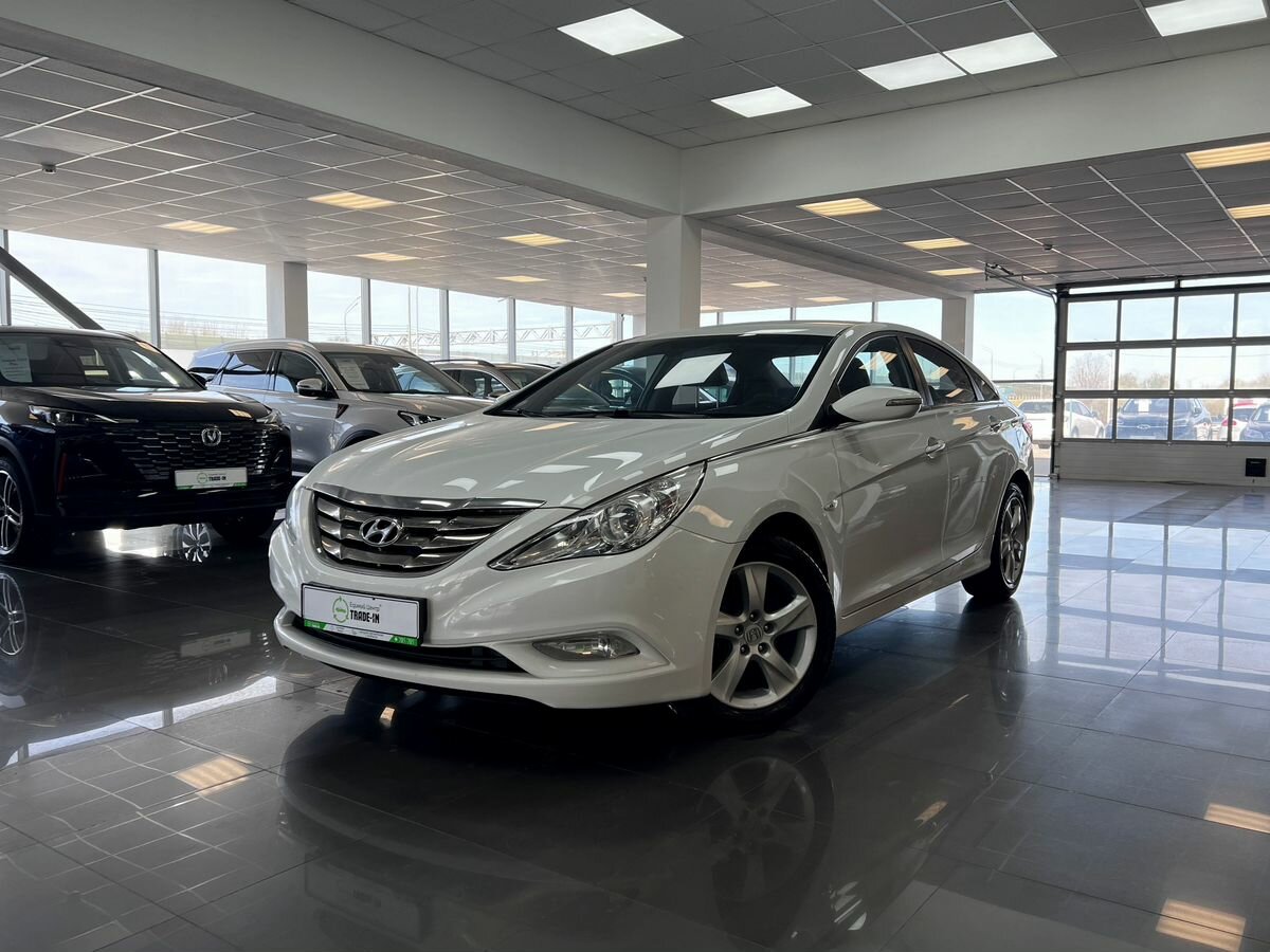 Hyundai Sonata VI (YF)
