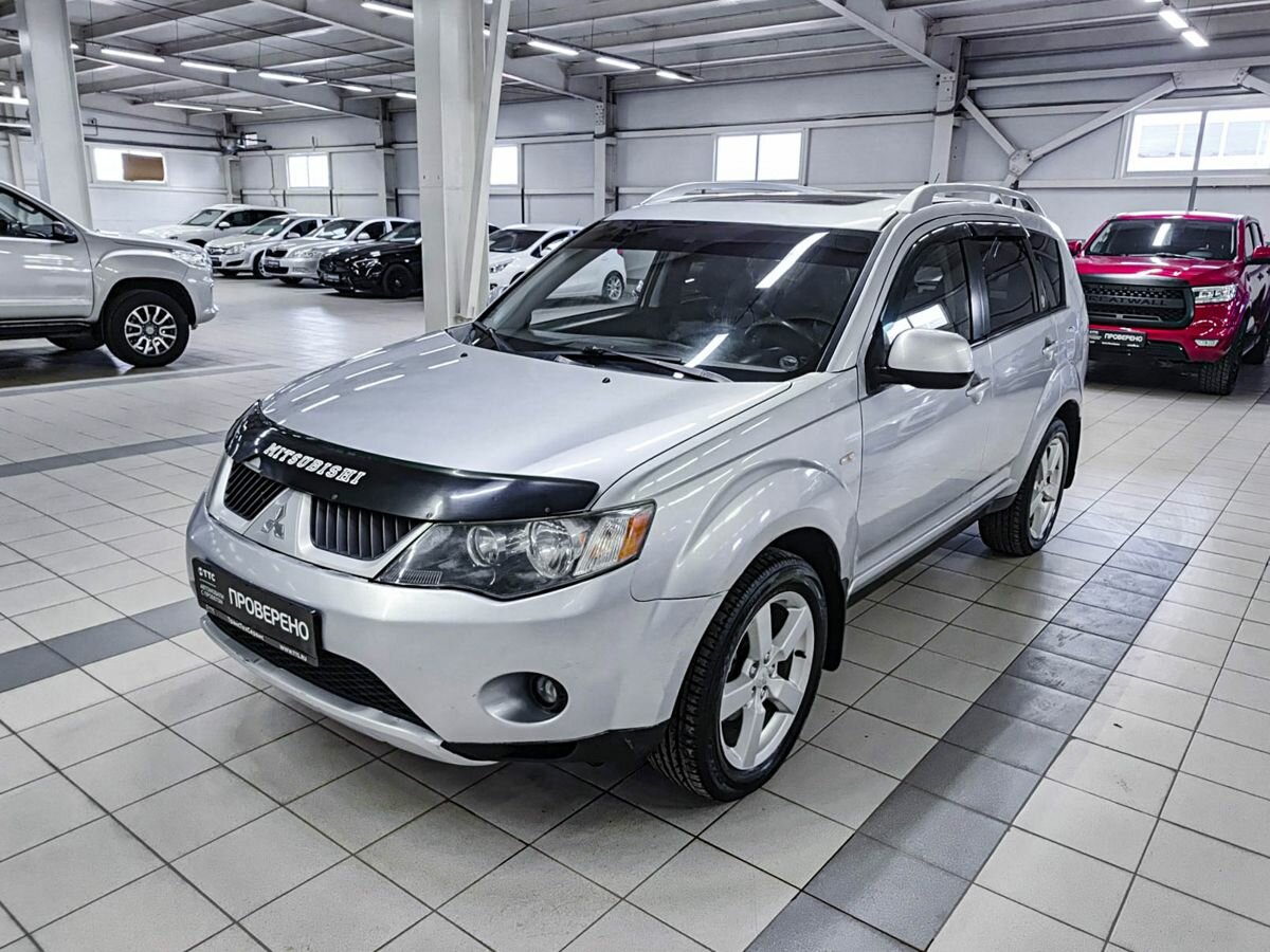 Mitsubishi Outlander II
