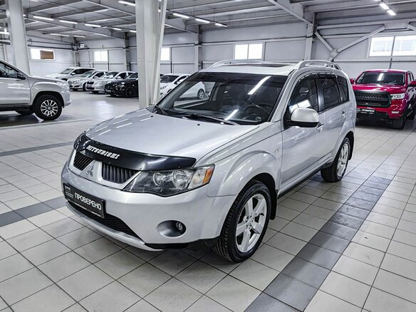 2008 Mitsubishi Outlander II, серебристый, 855000 рублей