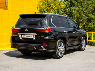 2017 Lexus LX 570 III Рестайлинг 2, чёрный, 8598000 рублей, вид 4