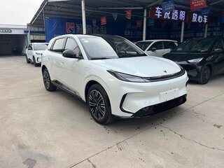 2025 Arcfox T1, белый, 1600000 рублей, вид 2