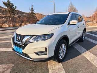 2021 Nissan X-Trail III Рестайлинг, белый, 1890000 рублей, вид 1