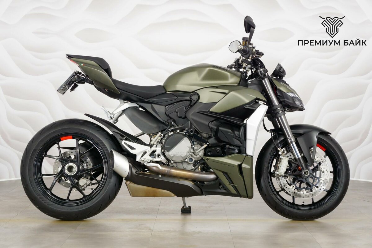 Ducati Streetfighter V2