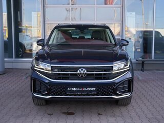 2025 Volkswagen Touareg III Рестайлинг, синий, 8399900 рублей, вид 2