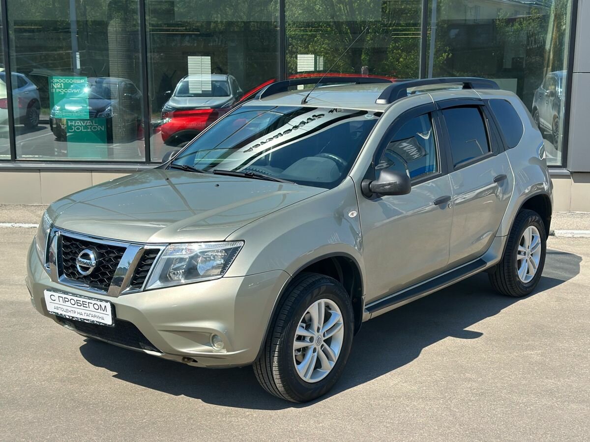 Nissan Terrano III (D10)