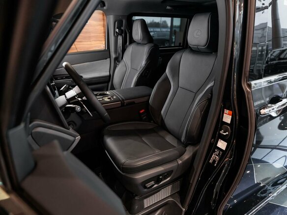 2025 Lexus LM 350h II, чёрный, 16350000 рублей - вид 18