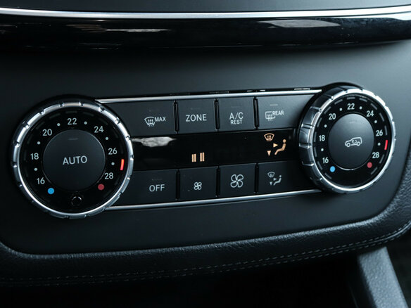 2018 Mercedes-Benz GLE 350 d I (W166), синий, 4970000 рублей - вид 13