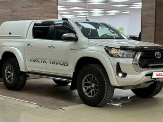 2021 Toyota Hilux Arctic Trucks AT35 VIII Рестайлинг, белый, 7390000 рублей, вид 1