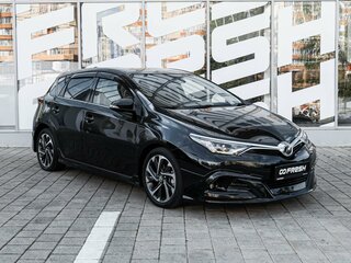 Toyota Auris II Рестайлинг