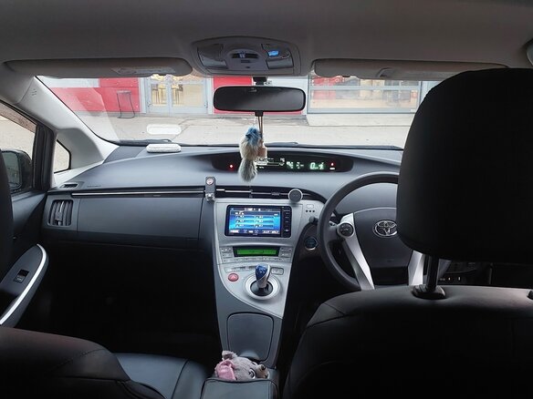 2015 Toyota Prius III Рестайлинг (XW30), чёрный, 1100000 рублей - вид 4