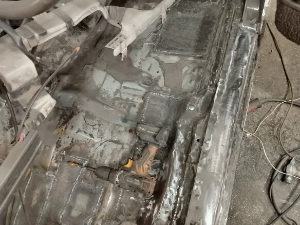 1991 Toyota Crown VIII (S130), серый, 170000 рублей - вид 8