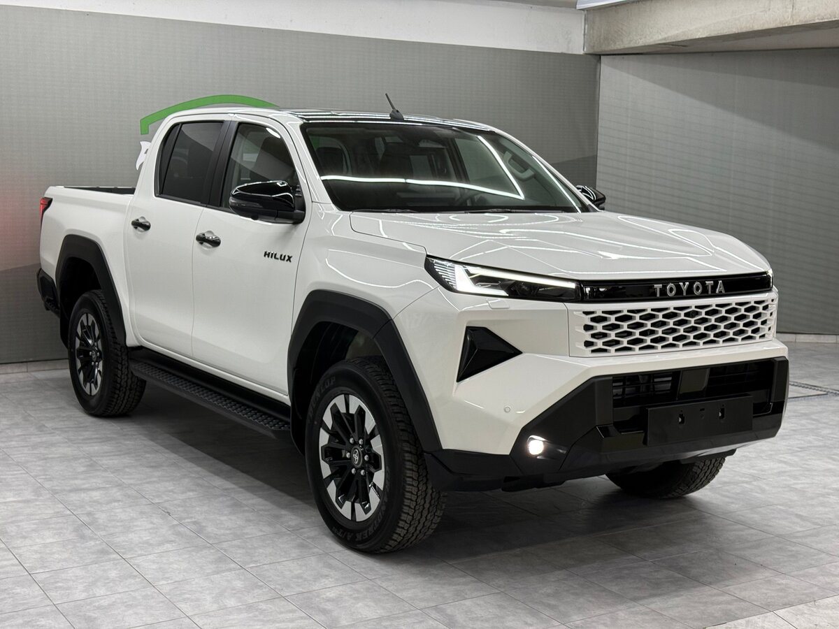Toyota Hilux IX