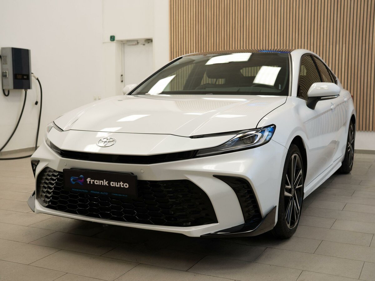 Toyota Camry IX (XV80) China Market