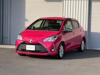 2017 Toyota Vitz III (XP130) Рестайлинг 2, розовый, 690000 рублей, вид 1