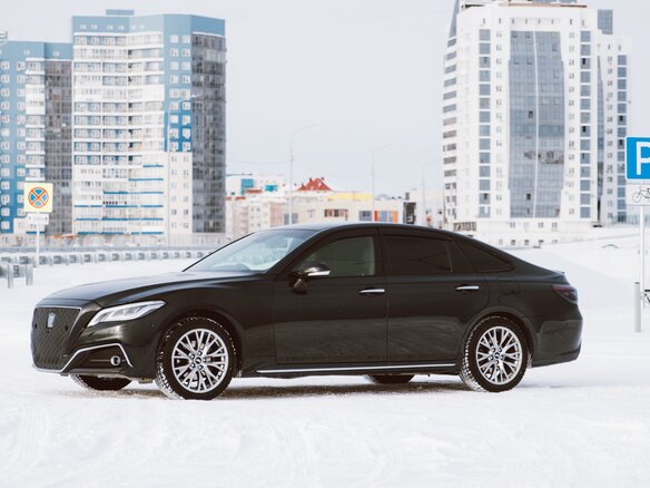 2018 Toyota Crown XV (S220), чёрный, 3250000 рублей - вид 8