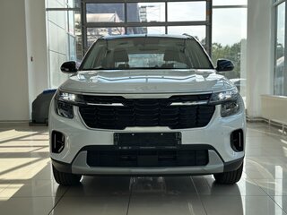 2025 Kia Seltos I Рестайлинг, белый, 2650000 рублей, вид 1
