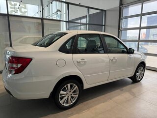 2026 Lada (ВАЗ) Granta I Рестайлинг, белый, 1167000 рублей, вид 3
