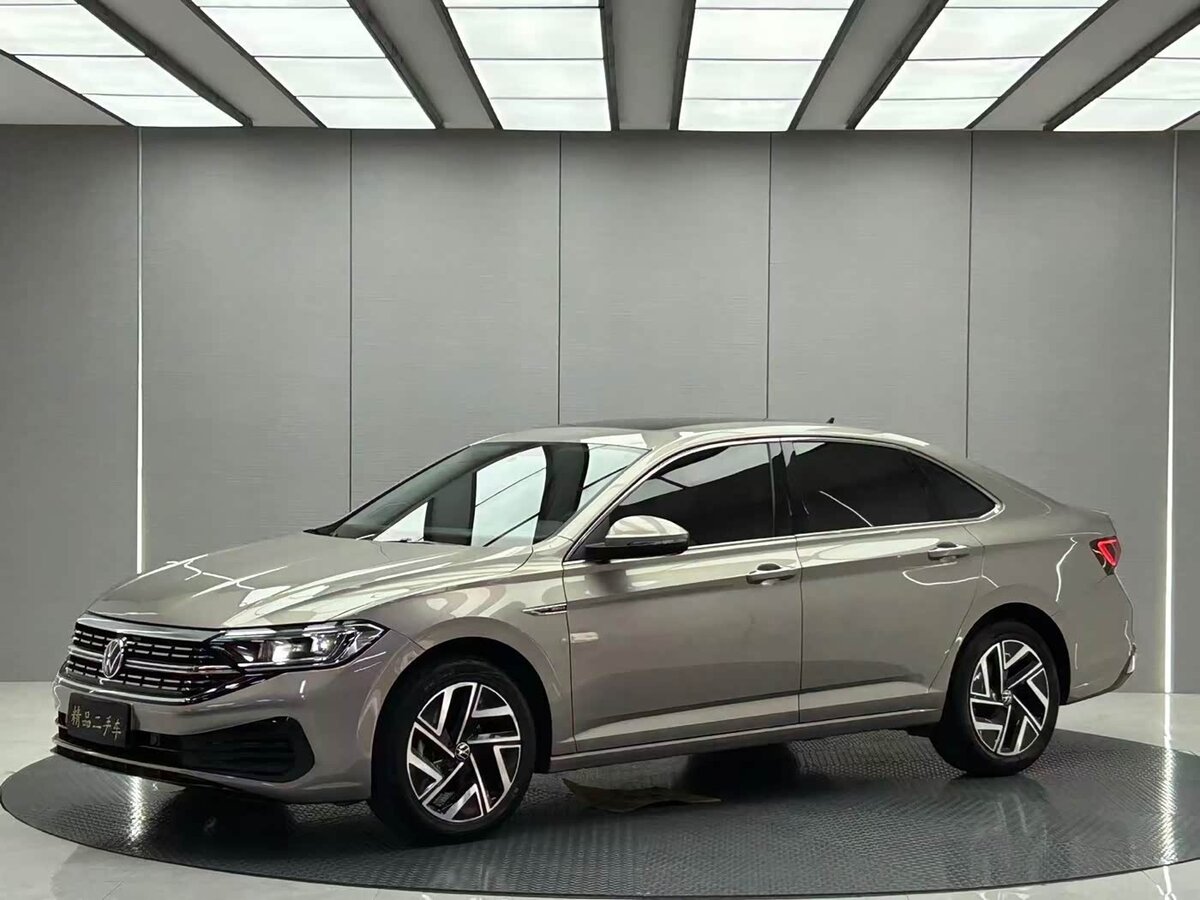 Volkswagen Sagitar III Рестайлинг