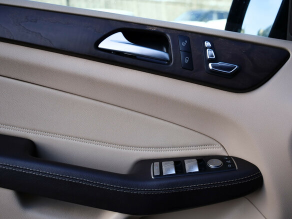 2017 Mercedes-Benz GLE 350 d I (W166), чёрный, 3879000 рублей - вид 19