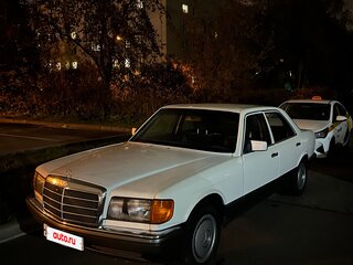 1987 Mercedes-Benz S-Класс 420 II (W126) Рестайлинг, белый, 1000000 рублей, вид 2