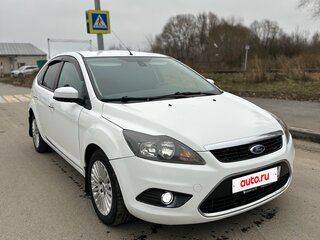 2010 Ford Focus II Рестайлинг, белый, 570000 рублей, вид 1