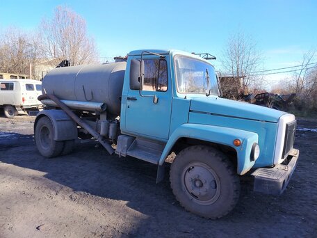 Қынаптан ағып жатқан порно