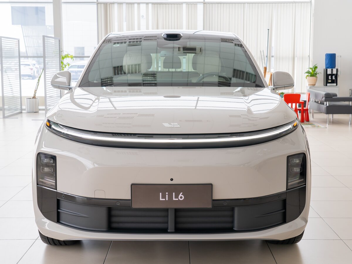 Li Auto (Lixiang) L6