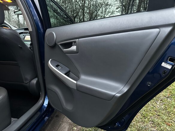 2009 Toyota Prius III (XW30), синий, 1300000 рублей - вид 14