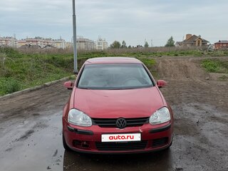 2004 Volkswagen Golf V, пурпурный, 290000 рублей, вид 1