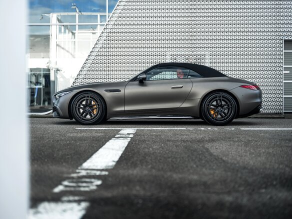 2022 Mercedes-Benz SL-Класс AMG SL 43 43 AMG IV (R232), серый, 11500000 рублей - вид 18