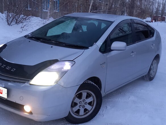 2009 Toyota Prius II Рестайлинг (XW20), серый, 799000 рублей - вид 1