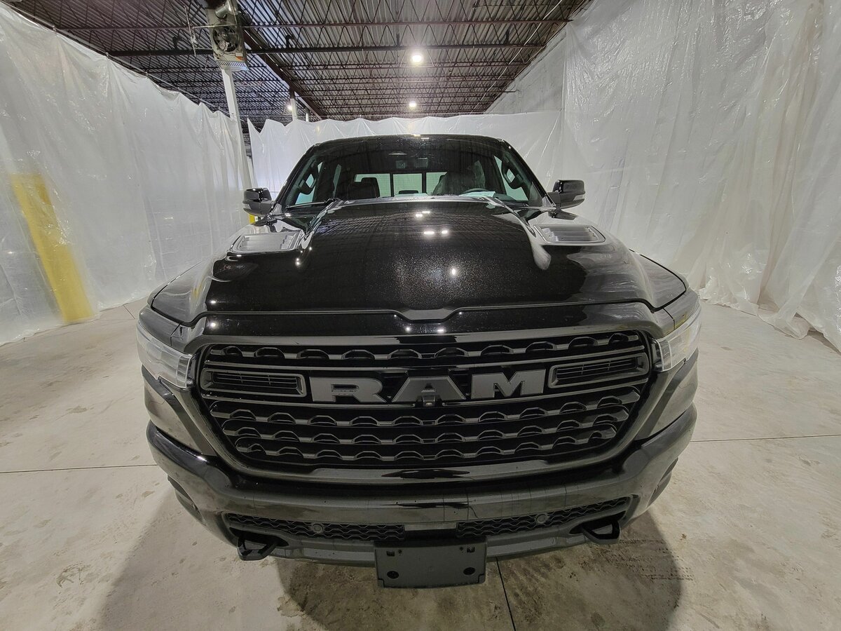 Ram 1500 Crew Cab eTorque V Рестайлинг