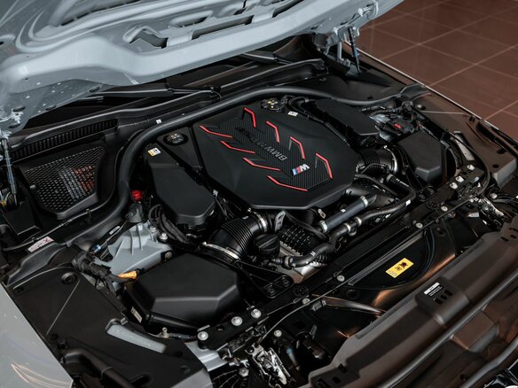 2025 BMW M5 VII (G90), серый, 20890000 рублей - вид 4