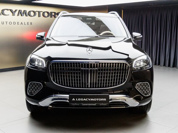 2025 Mercedes-Benz Maybach GLS 600 I Рестайлинг, чёрный, 29000000 рублей - вид 1