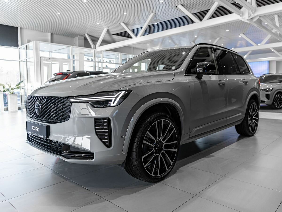 Volvo XC90 B5 II Рестайлинг 2