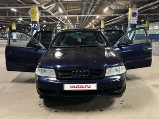 1995 Audi A4 I (B5), синий, 60000 рублей, вид 2