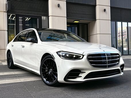 2023 Mercedes-Benz S-Класс 580 e Long 4MATIC VII (W223), белый, 15990000 рублей, вид 1