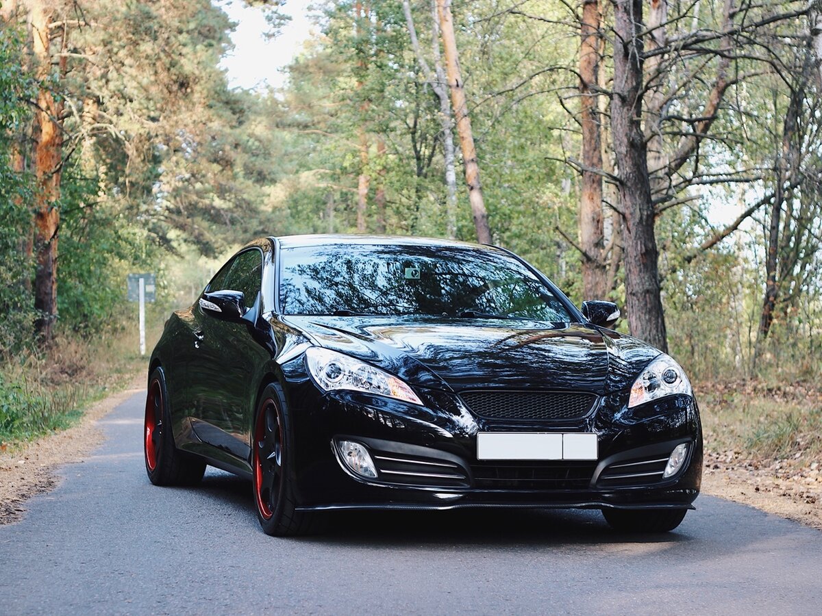 Hyundai Genesis Coupe Black