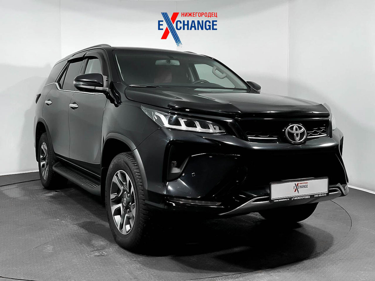 Купить б/у Toyota Fortuner II Рестайлинг 2.8d AT (200 л.с.) 4WD дизель ...