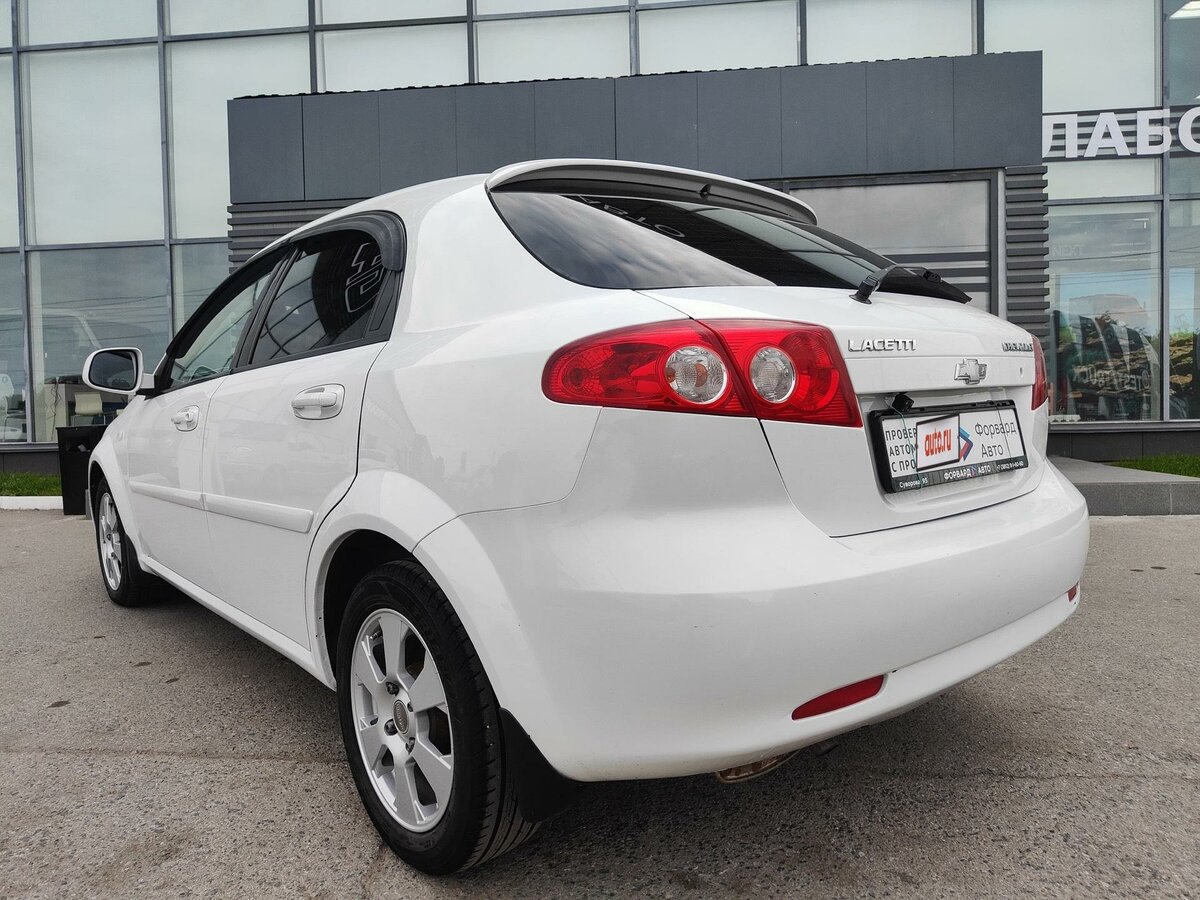 Lacetti 2013 beliy