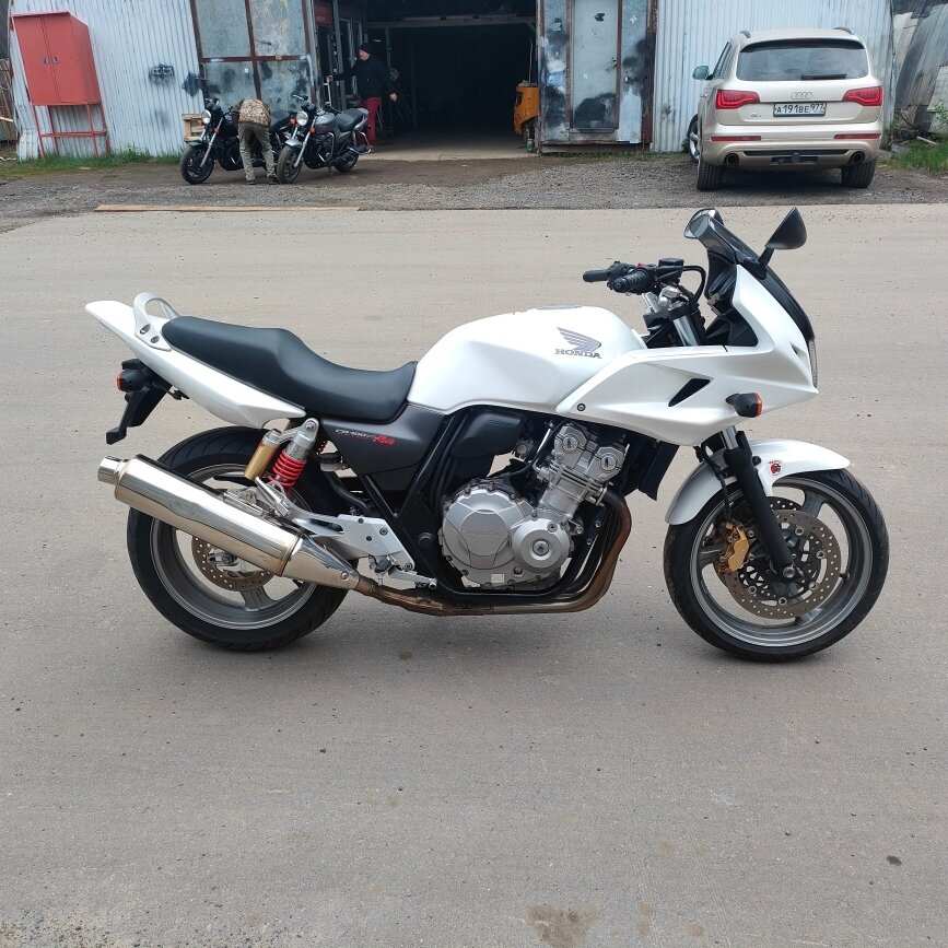 Honda CB 400 Super Four