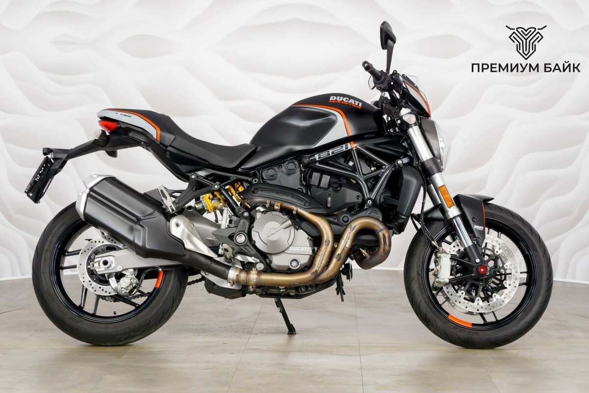 Ducati Monster 821