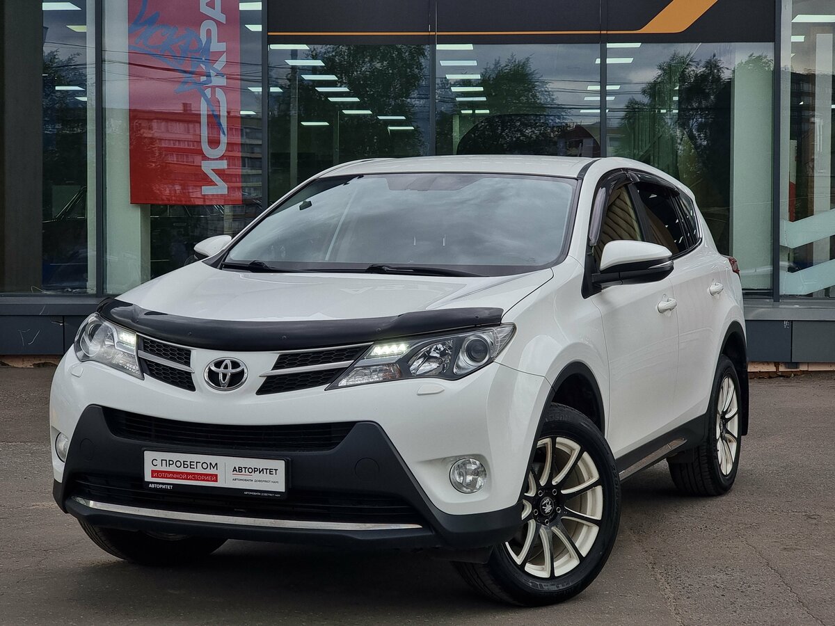 Toyota RAV4 IV (XA40)