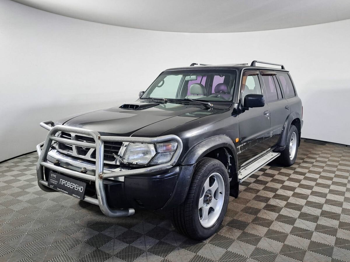 Nissan Patrol V (Y61)