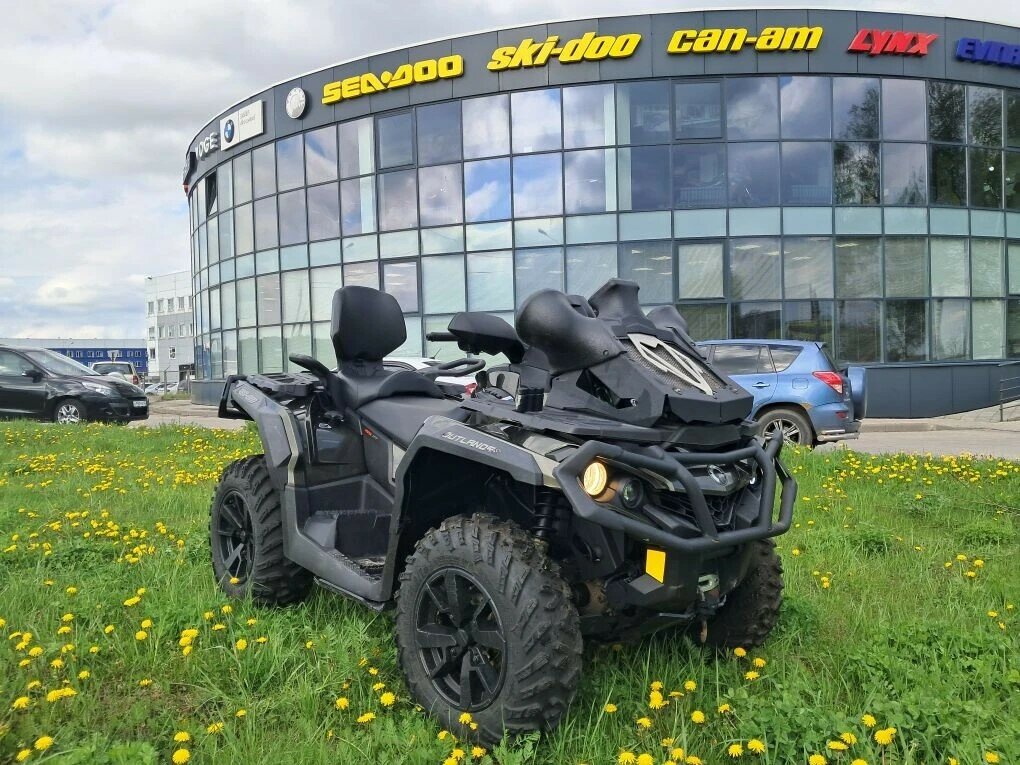 BRP Can-Am Outlander MAX 650
