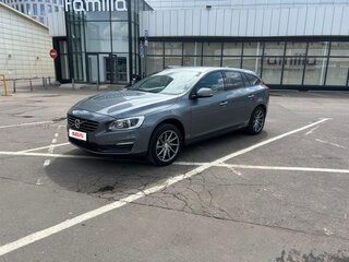 2017 Volvo V60 I Рестайлинг, серый, 1850000 рублей, вид 1